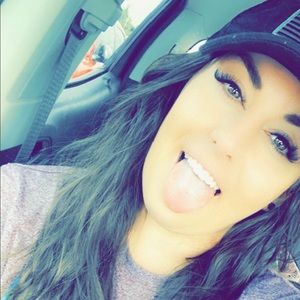 Meet your Posher, Kelsey